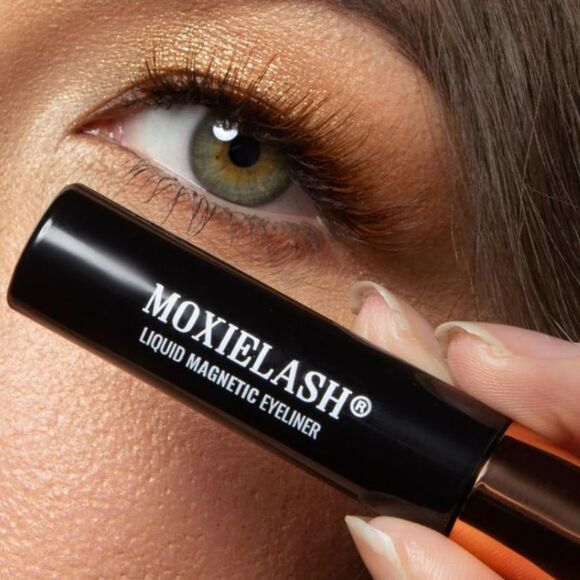 🌻 MoxieLash Liquid Magnetic Eyeliner New Full Size Black - Picture 1 of 7